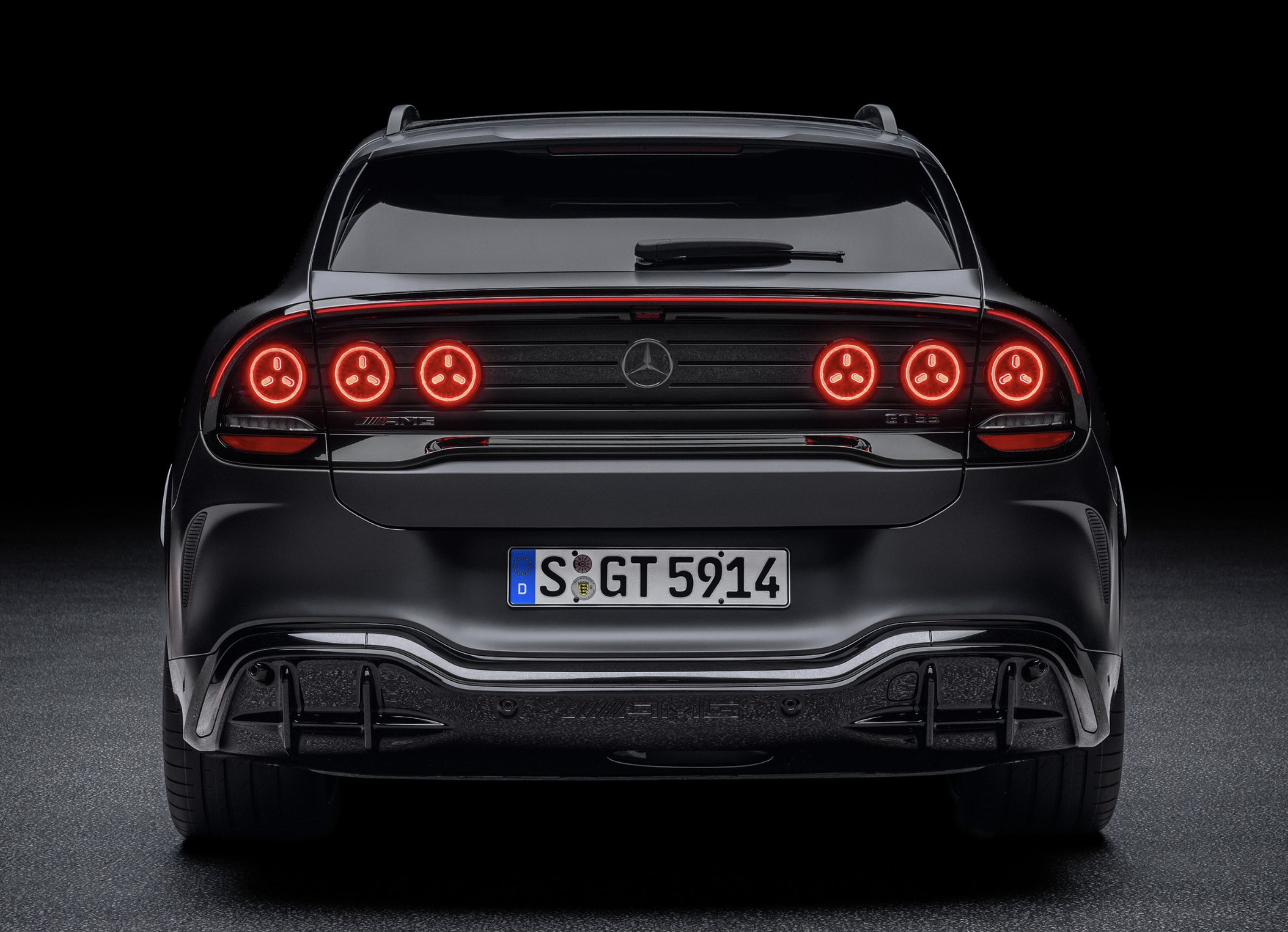 mercedes amg gt suv electrique vue arriere