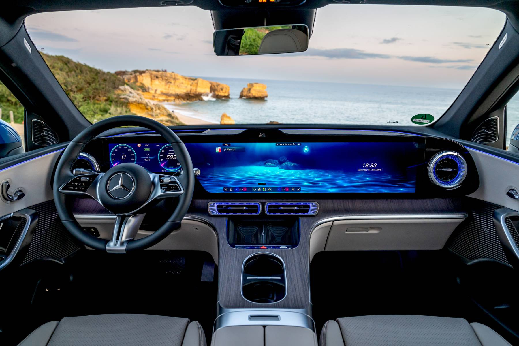 Poste de conduite du Mercedes GLC électrique
