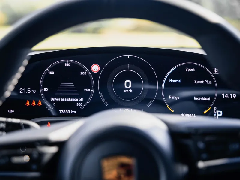 Porsche Taycan 4S Sport Turismo Gris Volcano - Photo 15