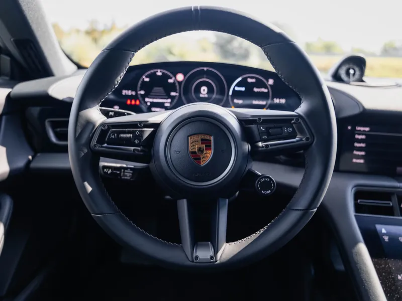 Porsche Taycan 4S Sport Turismo Gris Volcano - Photo 13