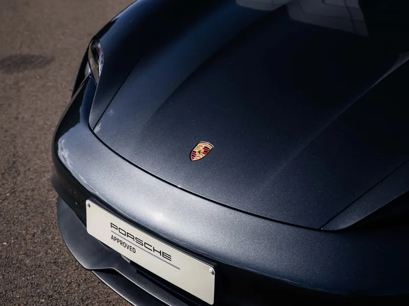 Porsche Taycan 4S Sport Turismo Gris Volcano - Photo 8