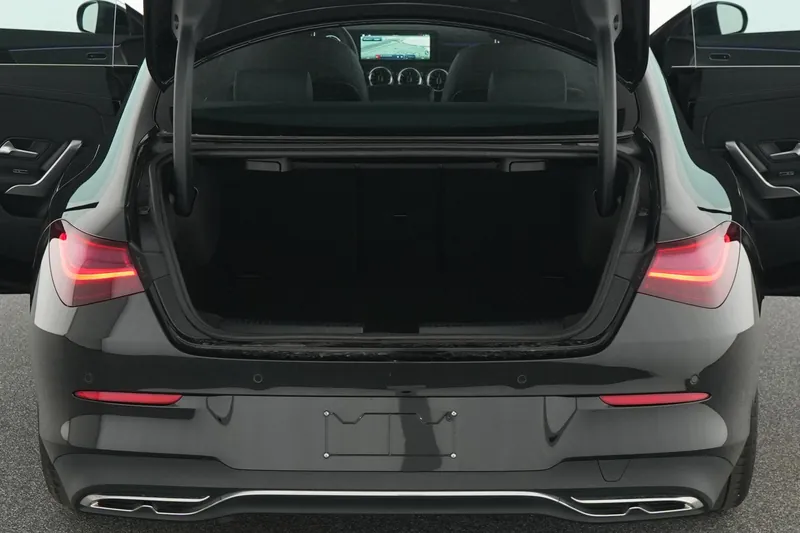 Mercedes-Benz CLA 180 d Coupé Luxury Line - Photo 17