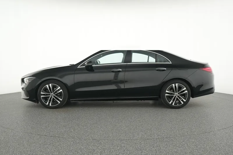 Mercedes-Benz CLA 180 d Coupé Luxury Line - Photo 8