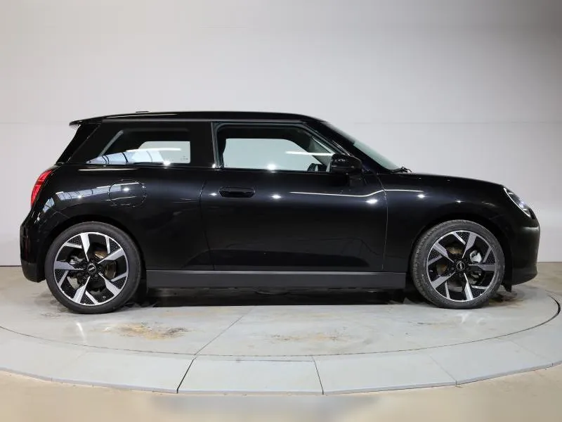 MINI Cooper E 3 portes Classic Midnight Black - Photo 2
