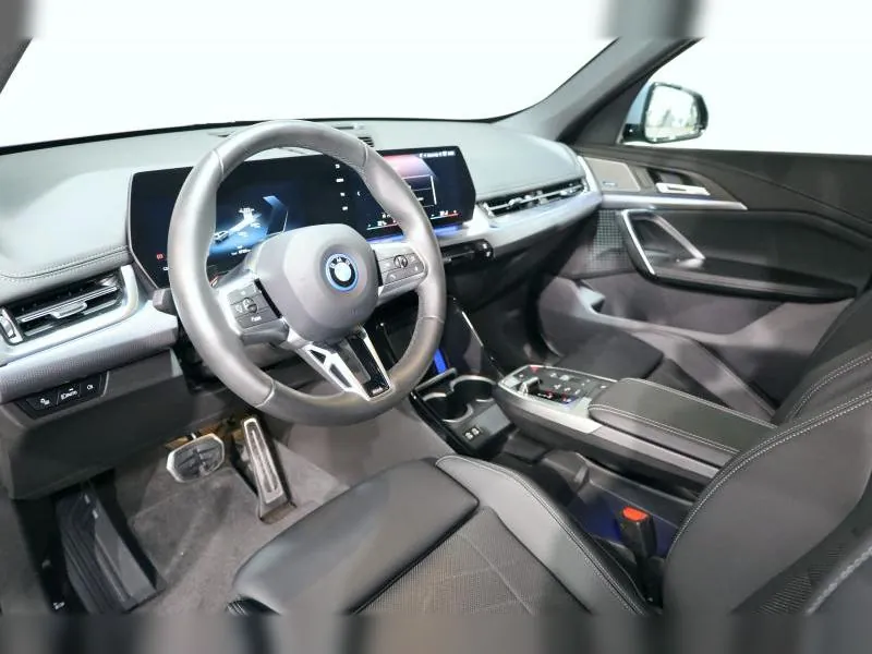 BMW iX1 xDrive30 M Sport Storm Bay - Photo 9