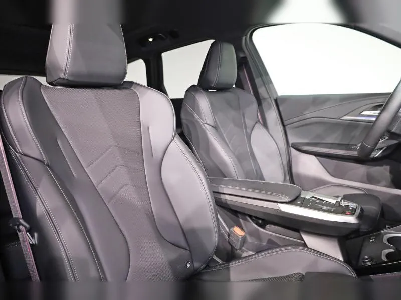 BMW iX1 xDrive30 M Sport Storm Bay - Photo 11