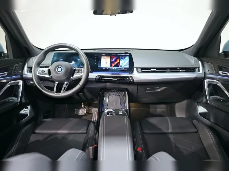 BMW iX1 xDrive30 M Sport Storm Bay - Photo 8