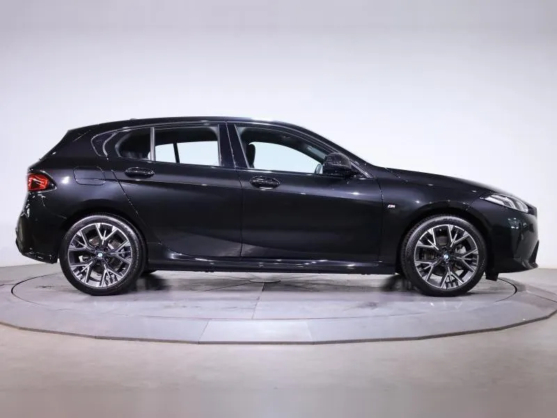BMW Série 1 120 M Sport Saphirschwarz 26 000 km - Photo 2