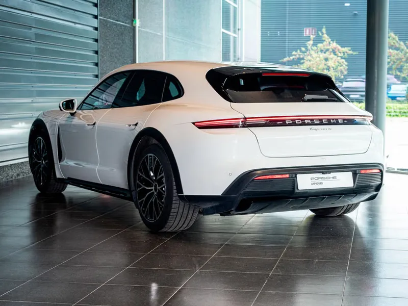 Porsche Taycan 4 Cross Turismo - Photo 3