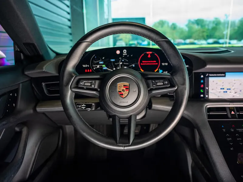 Porsche Taycan 4 Cross Turismo - Photo 15