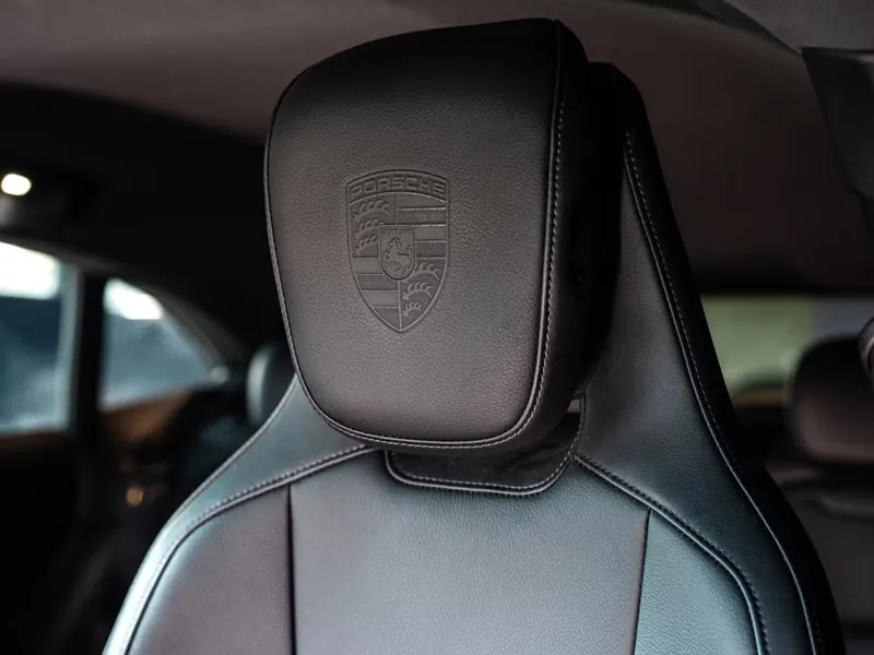 Porsche Taycan 4 Cross Turismo - Photo 28