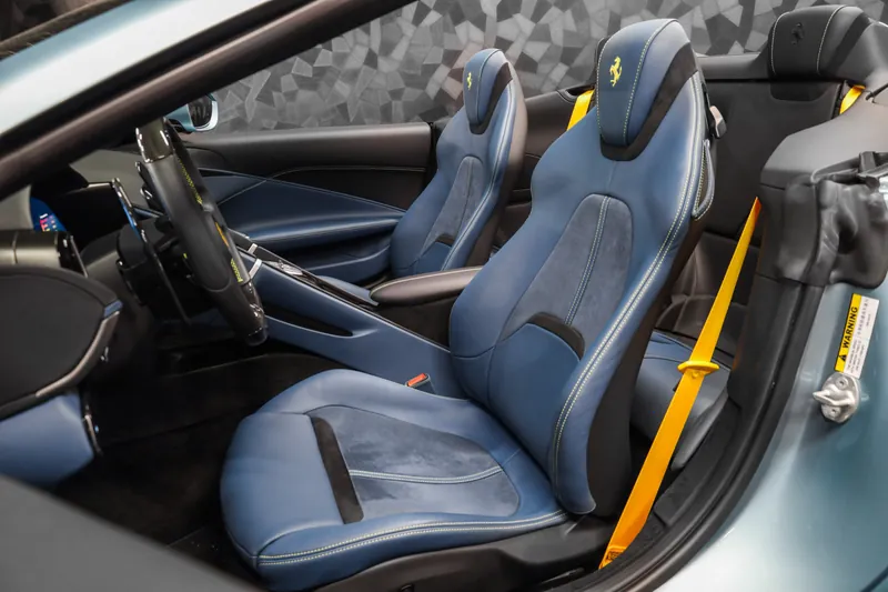 Ferrari Roma Spider Celeste Trevi - Photo 9