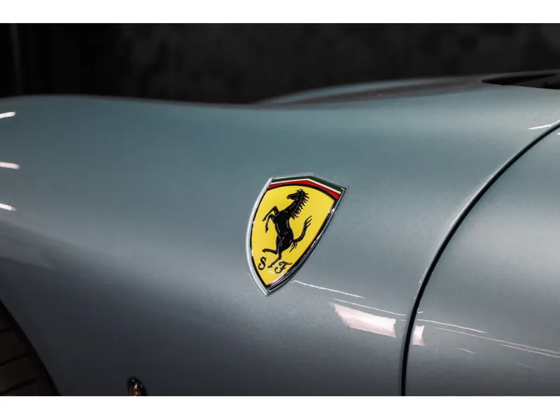 Ferrari Roma Spider Celeste Trevi - Photo 25