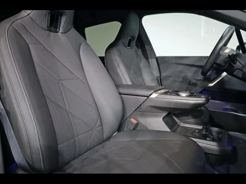 BMW iX xDrive40 Oxidgrau - Photo 12