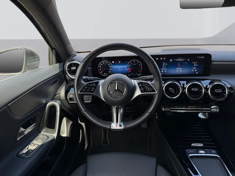 Mercedes-Benz Classe A 180 Business Line - Photo 11