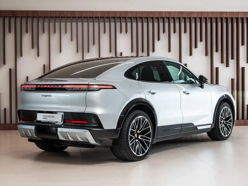 Porsche Cayenne Coupé Electric - Photo 7