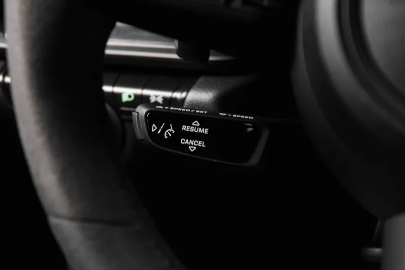 Porsche 911 Targa 4 GTS Noir - Photo 23