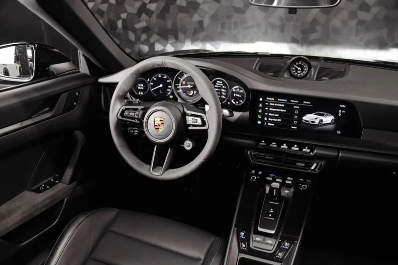 Porsche 911 Targa 4 GTS Noir - Photo 27