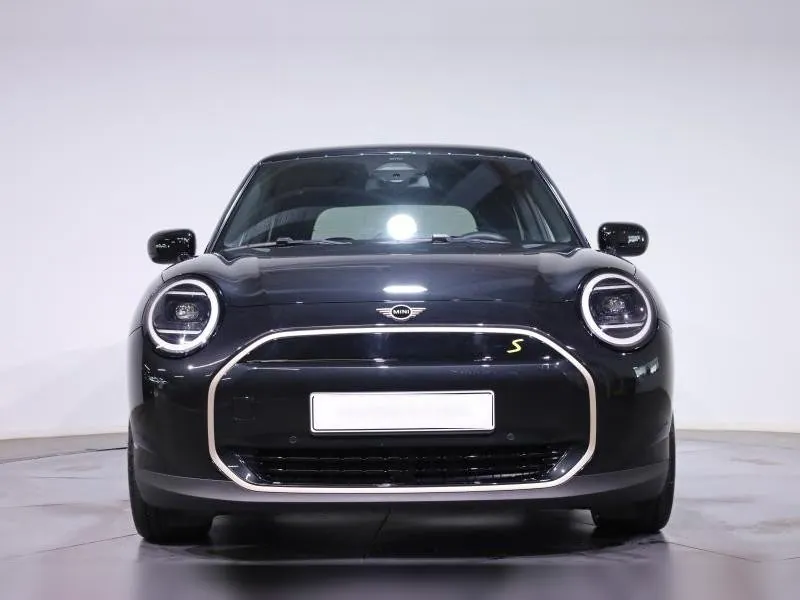 MINI Cooper SE Midnight Black - Photo 4