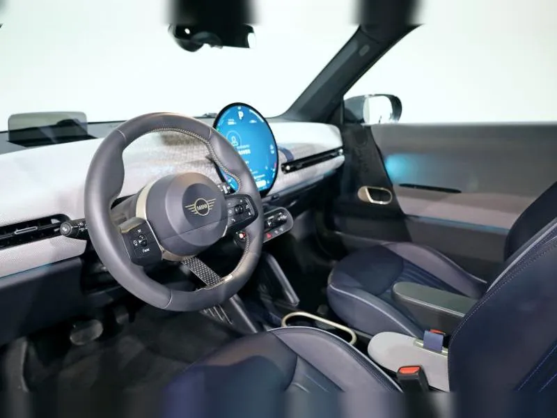 MINI Cooper SE Midnight Black - Photo 10