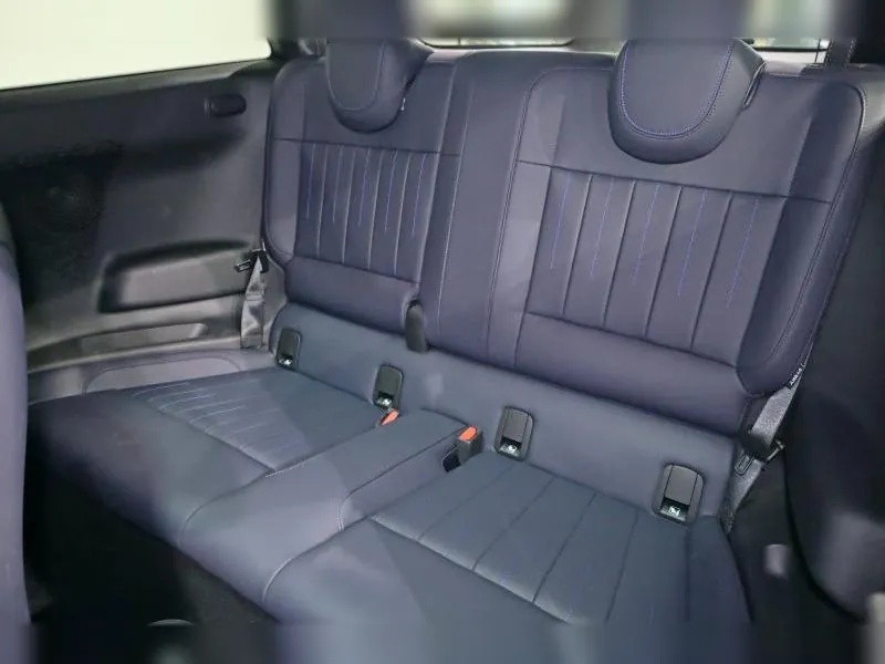 MINI Cooper SE Midnight Black - Photo 13