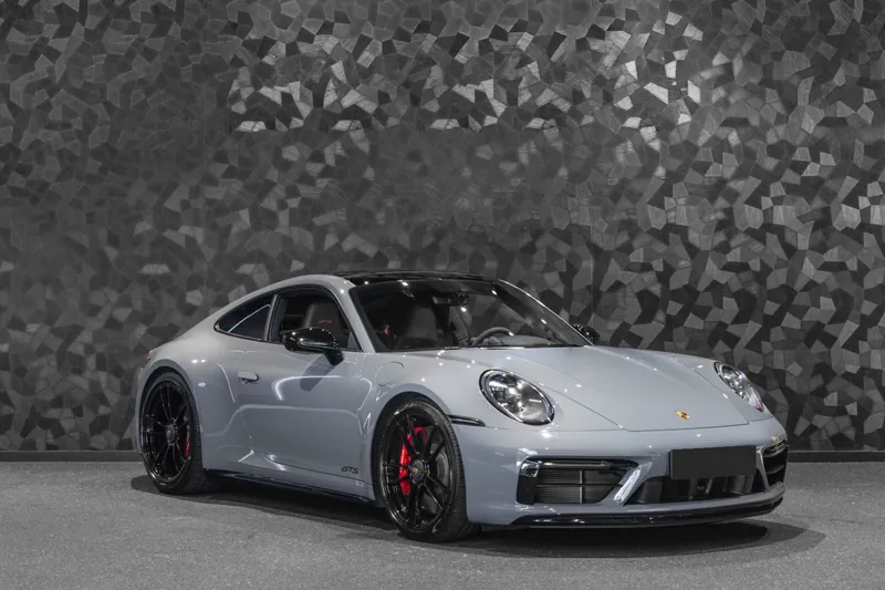 Porsche 911 Carrera 4 GTS Arctic Grey - Photo 6