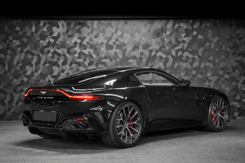 Aston Martin Vantage Onyx Black - Photo 3