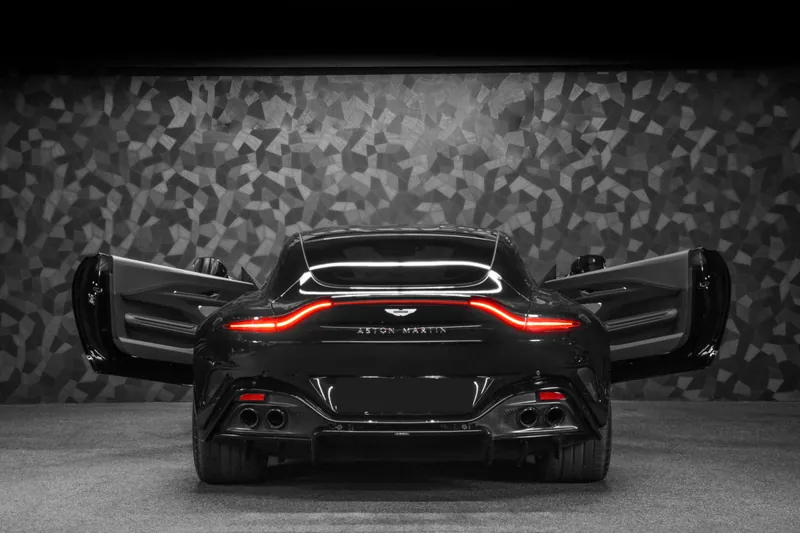 Aston Martin Vantage Onyx Black - Photo 5