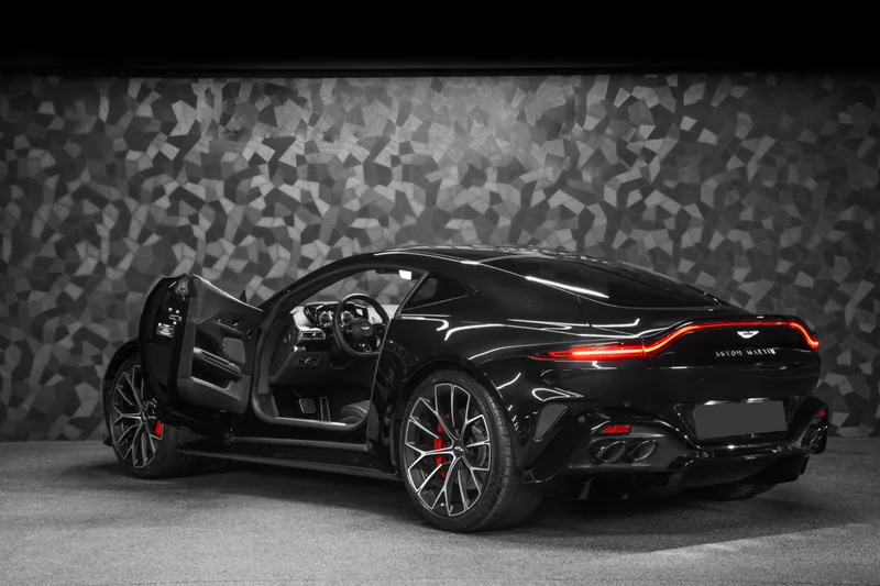 Aston Martin Vantage Onyx Black - Photo 7