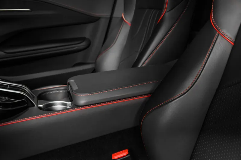 Aston Martin Vantage Onyx Black - Photo 24