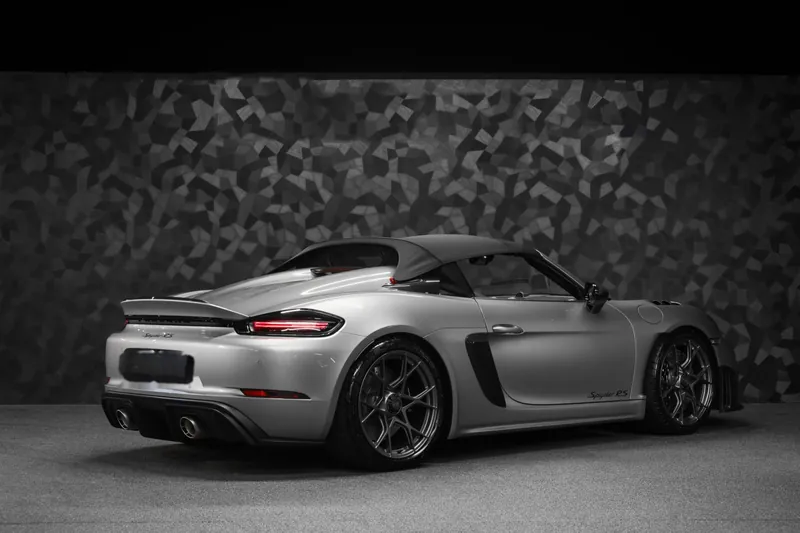 Porsche 718 Spyder RS Weissach Argent GT - Photo 3