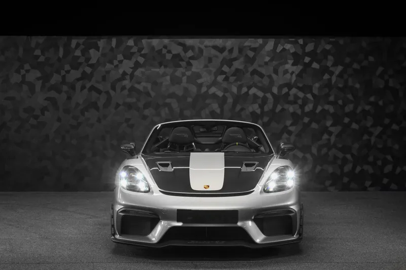 Porsche 718 Spyder RS Weissach Argent GT - Photo 4