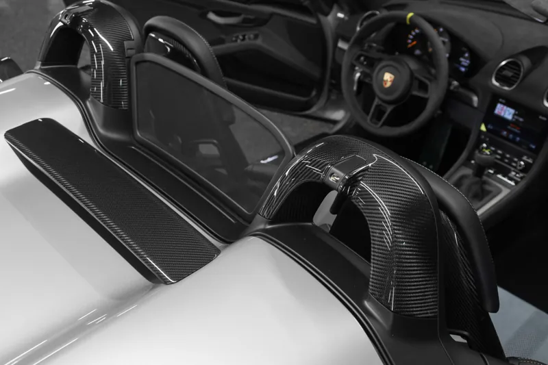 Porsche 718 Spyder RS Weissach Argent GT - Photo 21