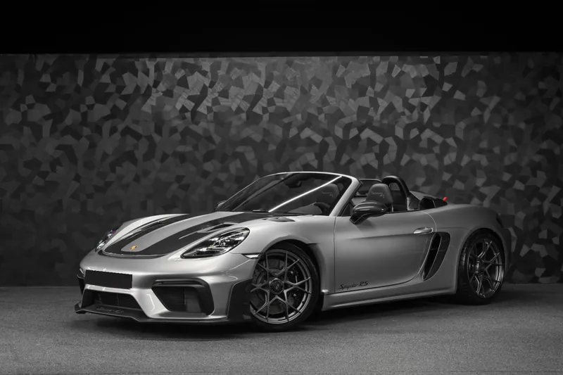 Porsche 718 Spyder RS Weissach Argent GT