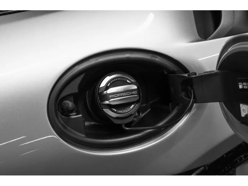 Porsche 718 Spyder RS Weissach Argent GT - Photo 27