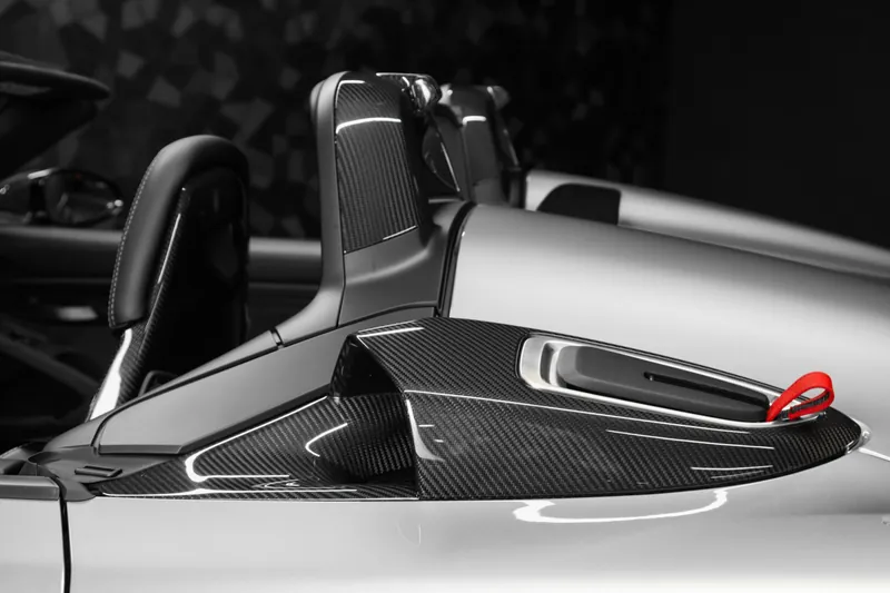 Porsche 718 Spyder RS Weissach Argent GT - Photo 18