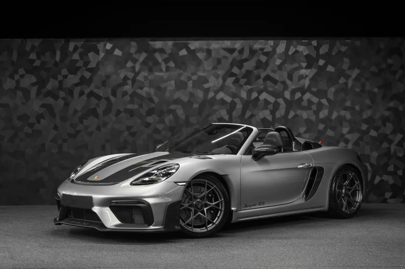 Porsche 718 Spyder RS Weissach Argent GT - Photo 1