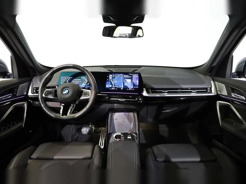 BMW iX1 xDrive30 M Sport Cape York Green - Photo 7