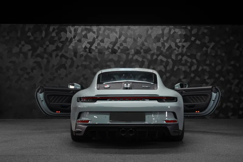 Porsche 911 S/T Shade Green