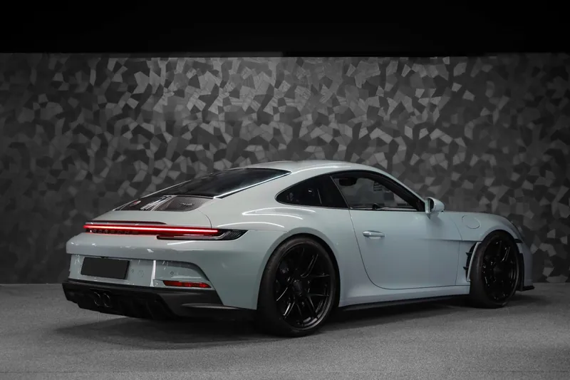 Porsche 911 S/T Shade Green
