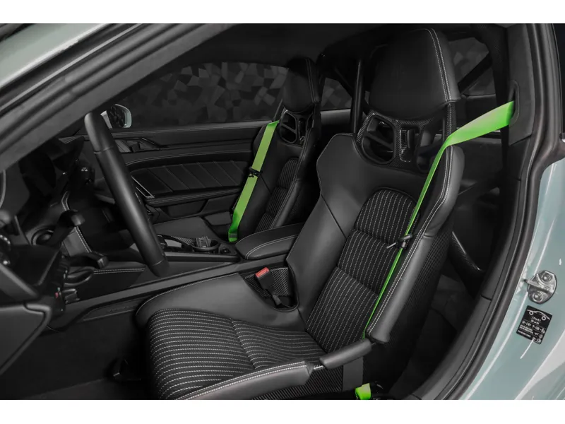 Porsche 911 S/T Shade Green - Photo 9