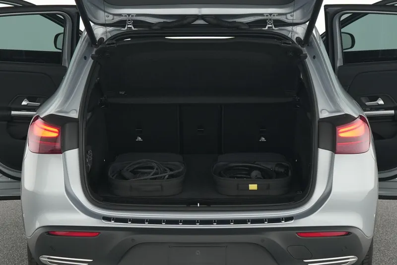 Mercedes-Benz EQA 250+ Progressive - Photo 18
