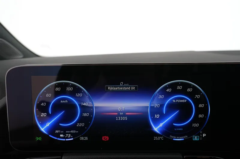 Mercedes-Benz EQA 250+ Progressive - Photo 14