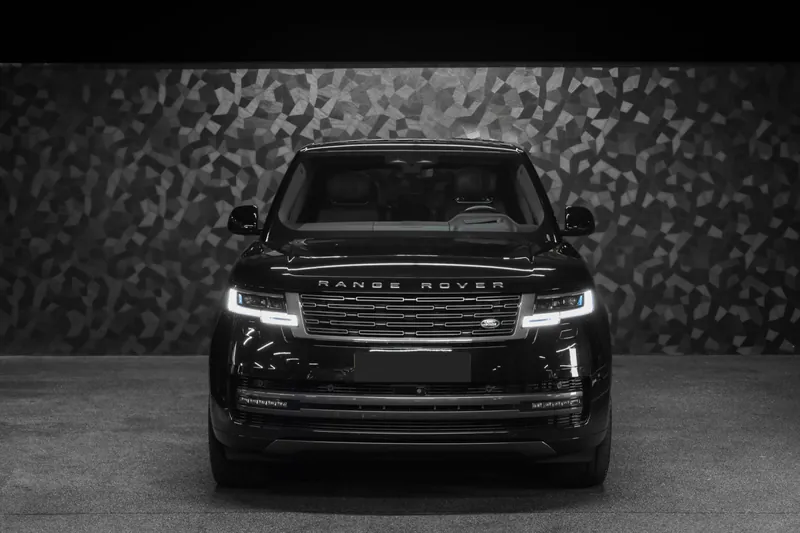 Land Rover Range Rover P530 LWB Autobiography Santorini Black