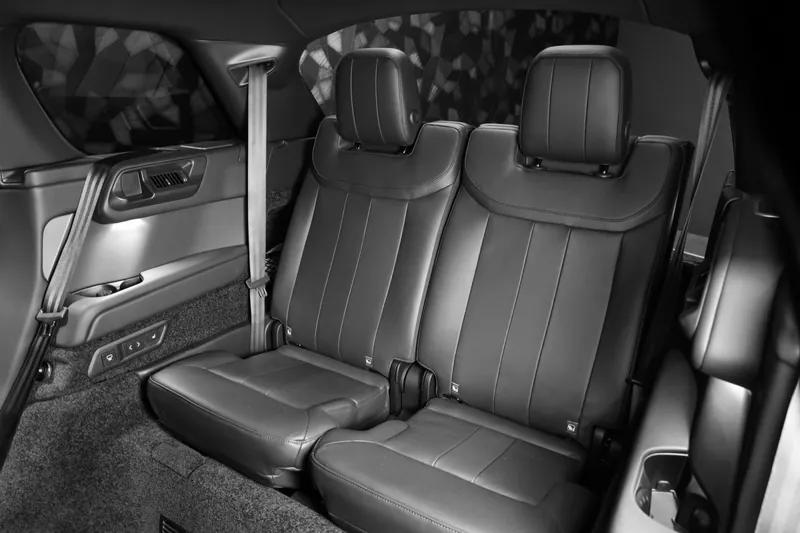 Land Rover Range Rover P530 LWB Autobiography Santorini Black - Photo 10