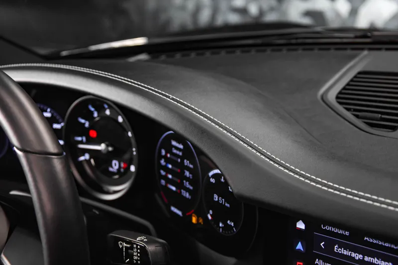 Porsche 911 Carrera 4S Noir - Photo 23