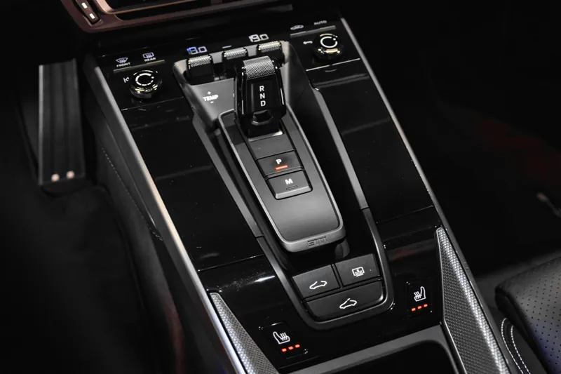 Porsche 911 Carrera 4S Noir - Photo 15