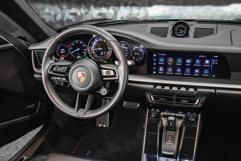 Porsche 911 Carrera 4S Noir - Photo 12