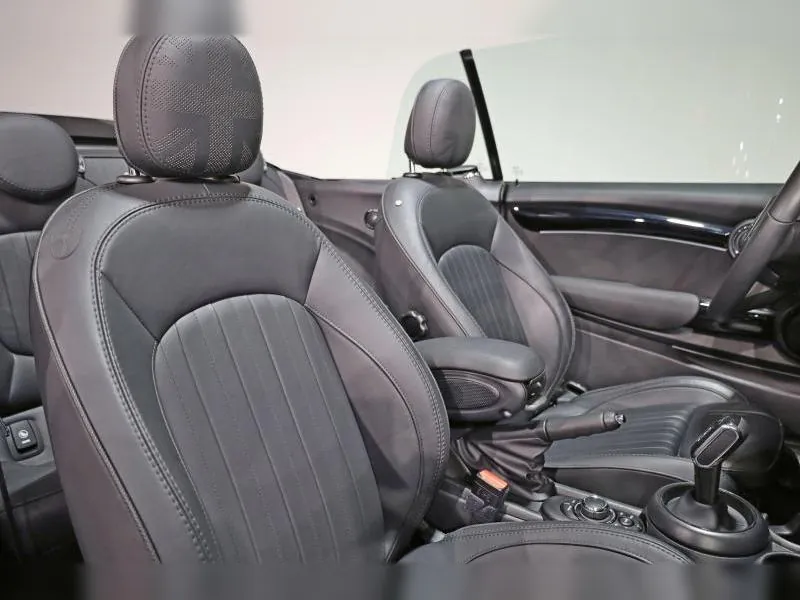 MINI Cooper Cabrio Enigmatic Black - Photo 12