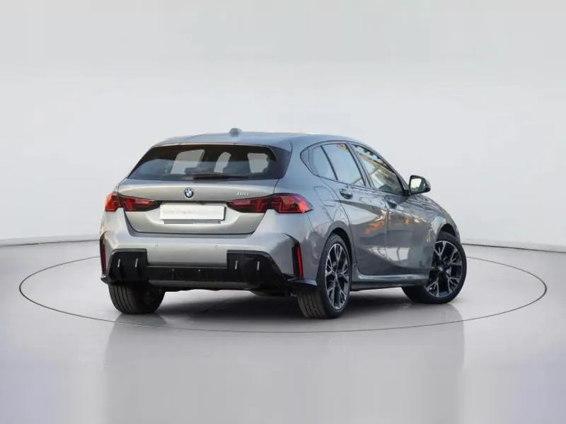 BMW Série 1 120 M Sport Skyscraper Grau - Photo 3
